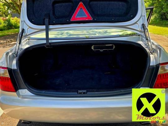 Toyota Crown Royal Saloon-2008