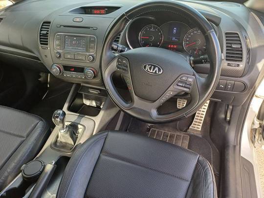 KIA #CERATO - 1.6 - 2018-8