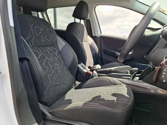 EUGEOT #2008 - 1.2 - 2019-5