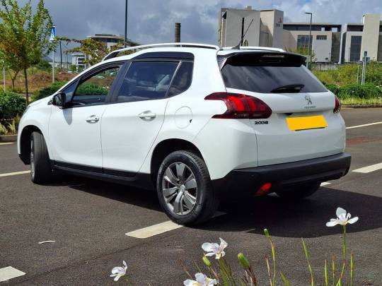 PEUGEOT #2008 - 1.2 - 2019-4