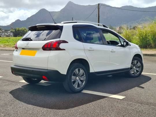 PEUGEOT #2008 - 1.2 - 2019-3