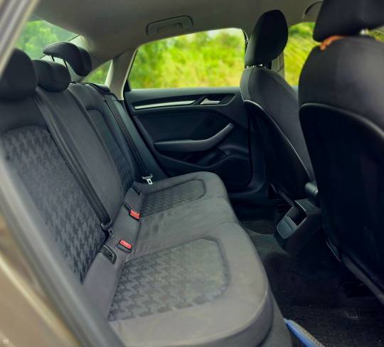 Audi A3 Sedan 1.2 TSI - 2015-9