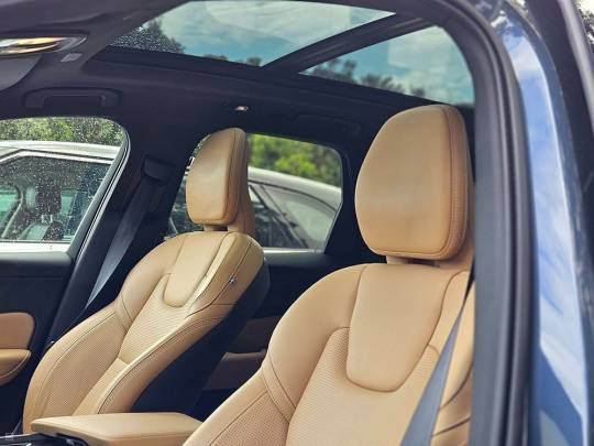 VOLVO #XC60 T8 PHEV – 2.0 – 2024-6