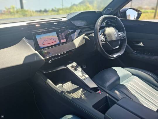 PEUGEOT #408 GT - 1.6 - 2023-7