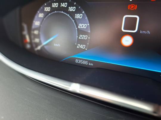 PEUGEOT 3008 (2020)-9