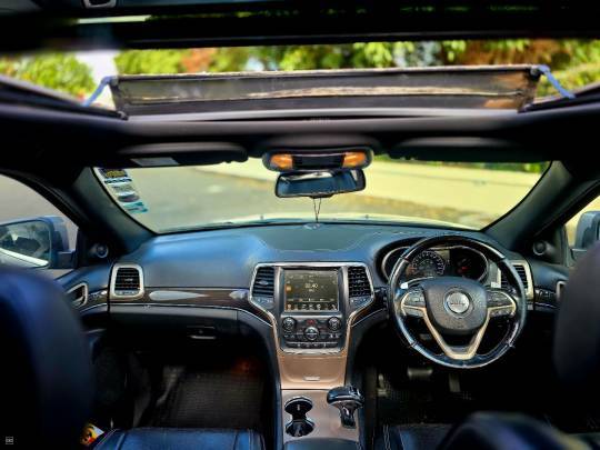 Jeep Grand Cherokee Overland - 2016-5