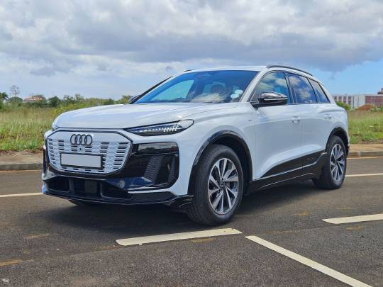AUDI #Q6 #etron – 2025-2