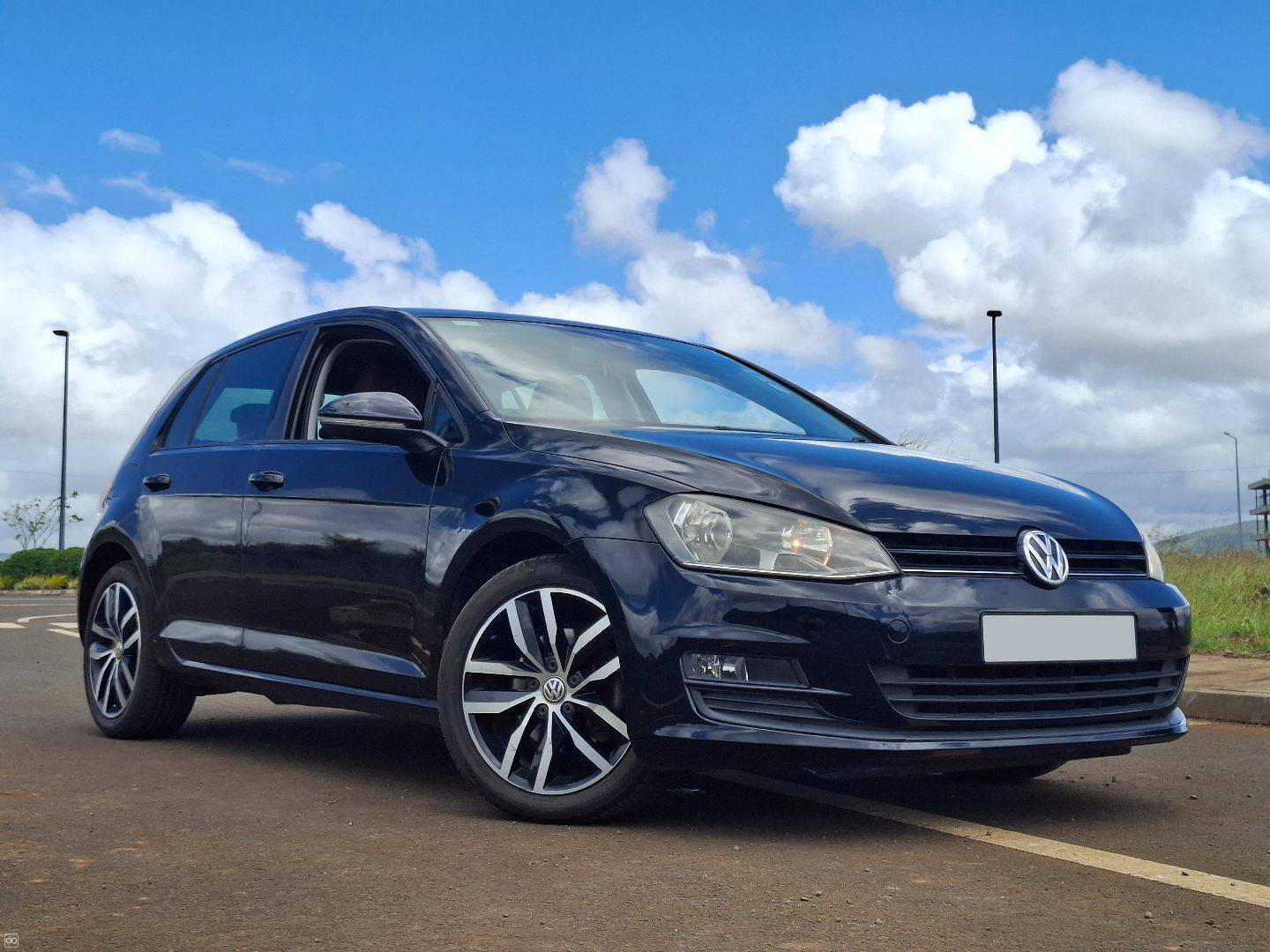 VOLKSWAGEN #GOLF  - 1.4 - 2015-1