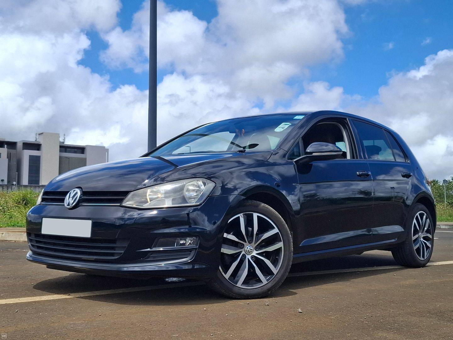 VOLKSWAGEN #GOLF  - 1.4 - 2015-2