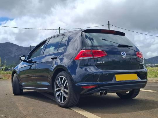 VOLKSWAGEN #GOLF  - 1.4 - 2015-3