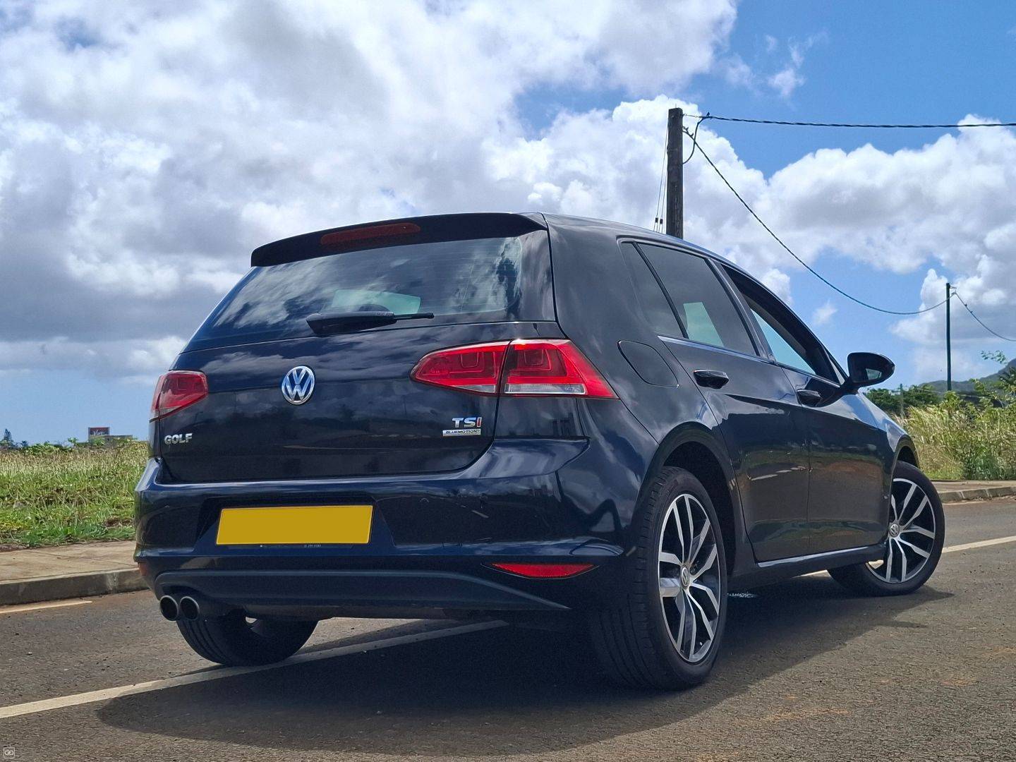 VOLKSWAGEN #GOLF  - 1.4 - 2015-4