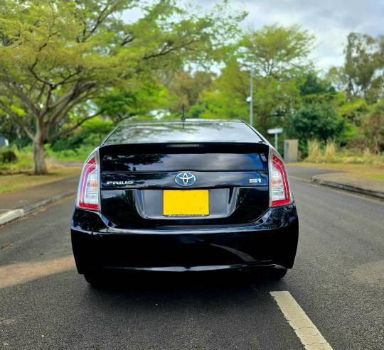 Toyota Prius - 2013-5