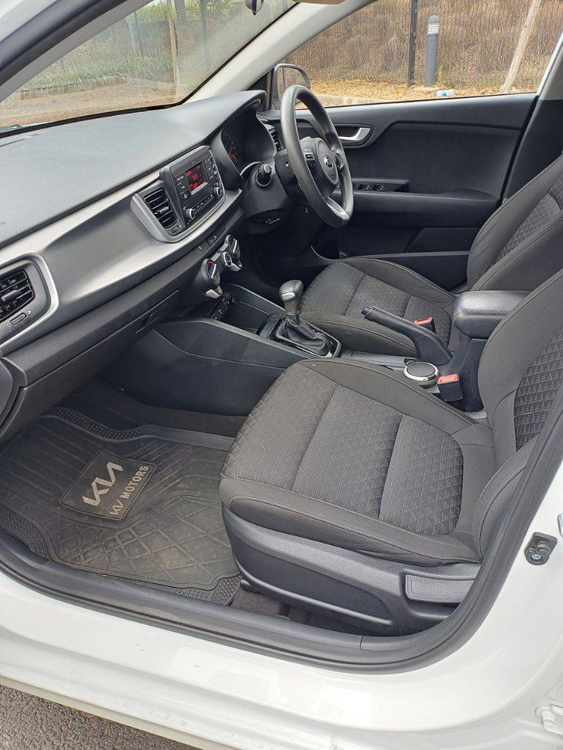 KIA #RIO  - 1.4 - 2021-7