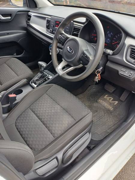 KIA #RIO  - 1.4 - 2021-6