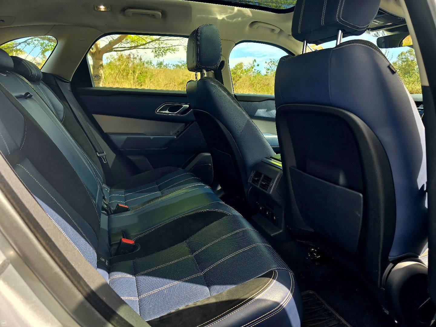 Range Rover Velar P250e - 2018-8