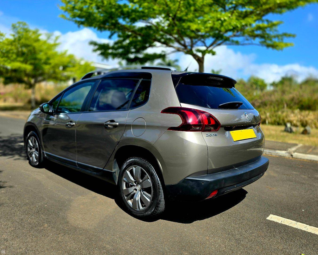 Peugeot 2008 Turbo - 2016-4