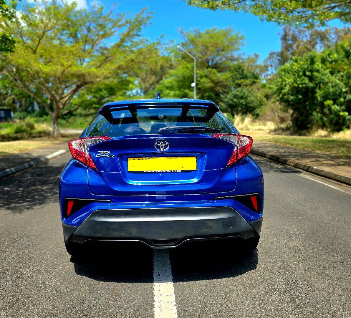 Toyota CH-R Turbo - 2019-4