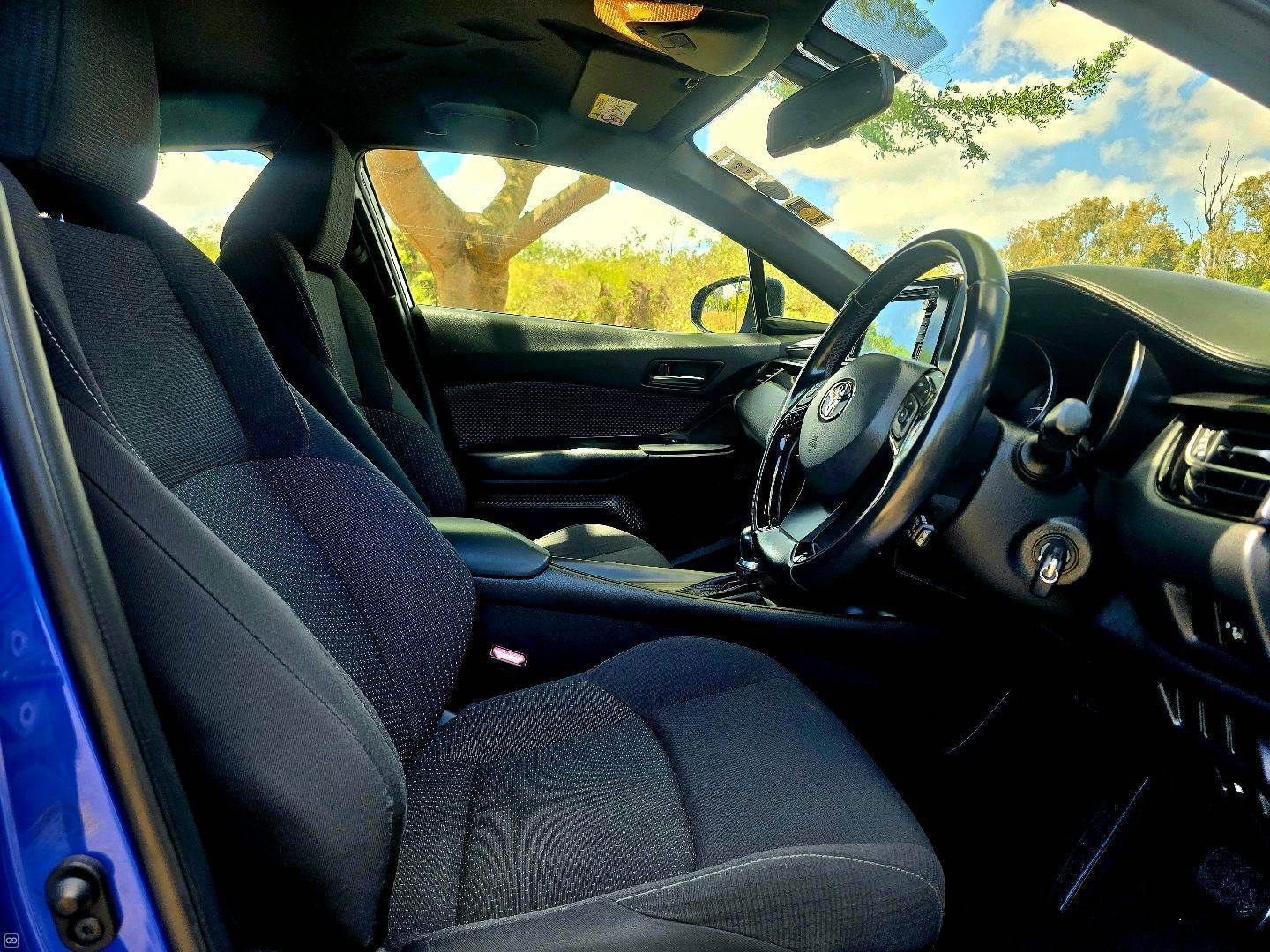 Toyota CH-R Turbo - 2019-8