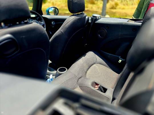 Mini Cooper Convertible - 2018-8