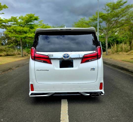 Toyota Alphard Executive Lounge - 2021-6