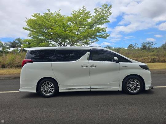Toyota Alphard Executive Lounge - 2021-4