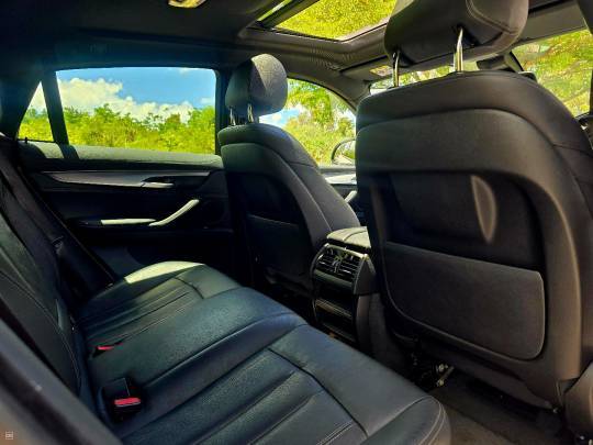 BMW X6 X-DRIVE M50D - 2017-8