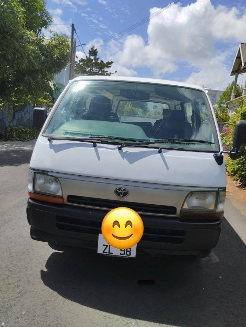 Toyota Hiace year ZL98-1