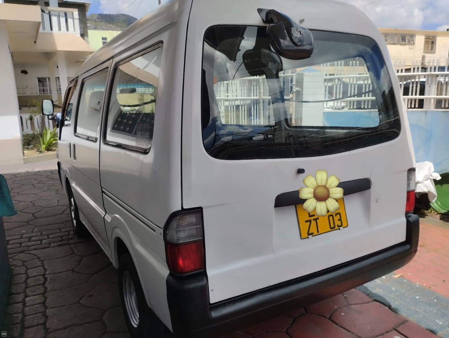 Nissan Vanette 2003-3