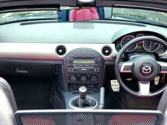 Mazda MX-5 Miata Roadster GT - 2007-9