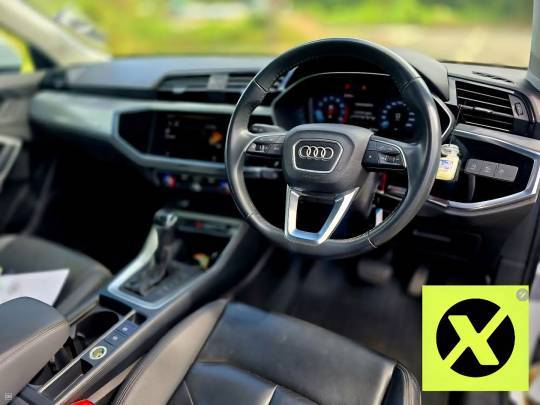 Audi Q3 S-Line 2019-7