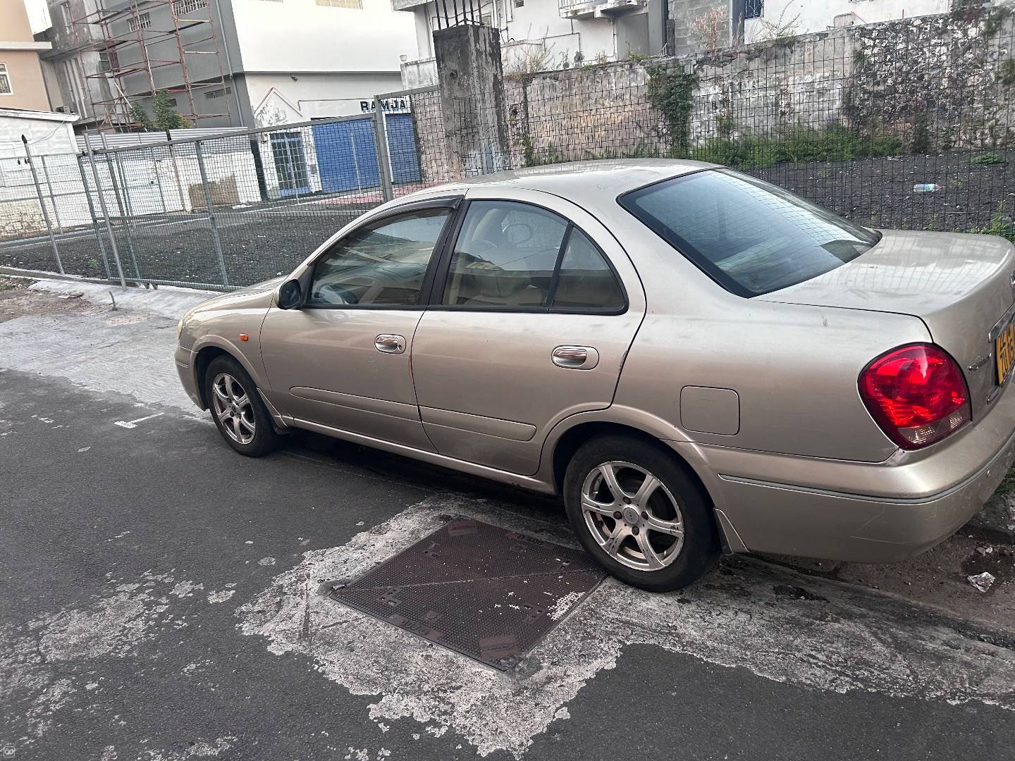 nissan sunny 2005 model