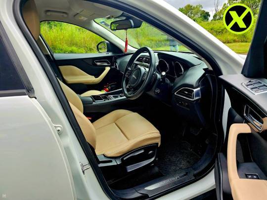 JAGUAR F-PACE -2018-6