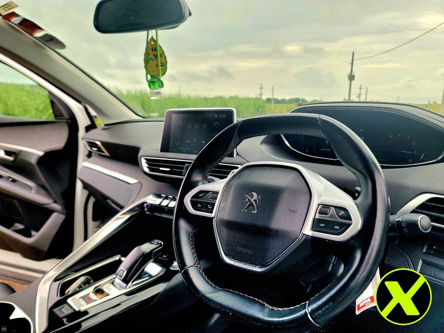 PEUGEOT 3008 ALLURE TURBO PETROL - 2019-4