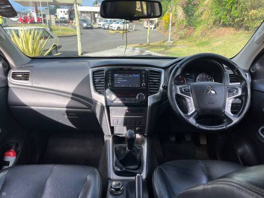 MITSUBISHI #TRITON - 2.4 - 2023-7