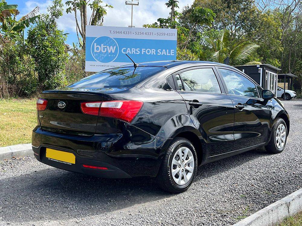KIA #RIO  - 1.2 - 2014-3