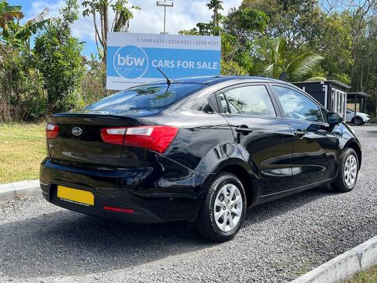 KIA #RIO  - 1.2 - 2014-3