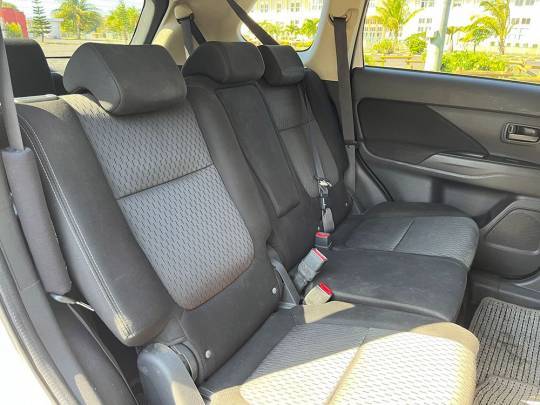 MITSUBISHI #OUTLANDER - 2.0 - 2014-5