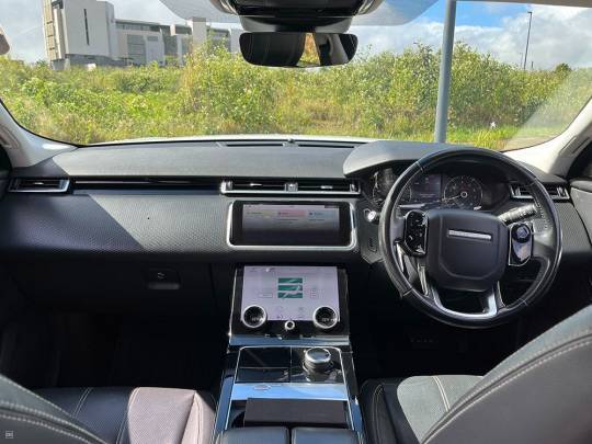RANGEROVER #Velar – 2.0 Petrol – 2018-8