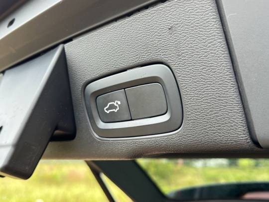 VOLVO #XC60 Recharge - 2.0 - 2020-5