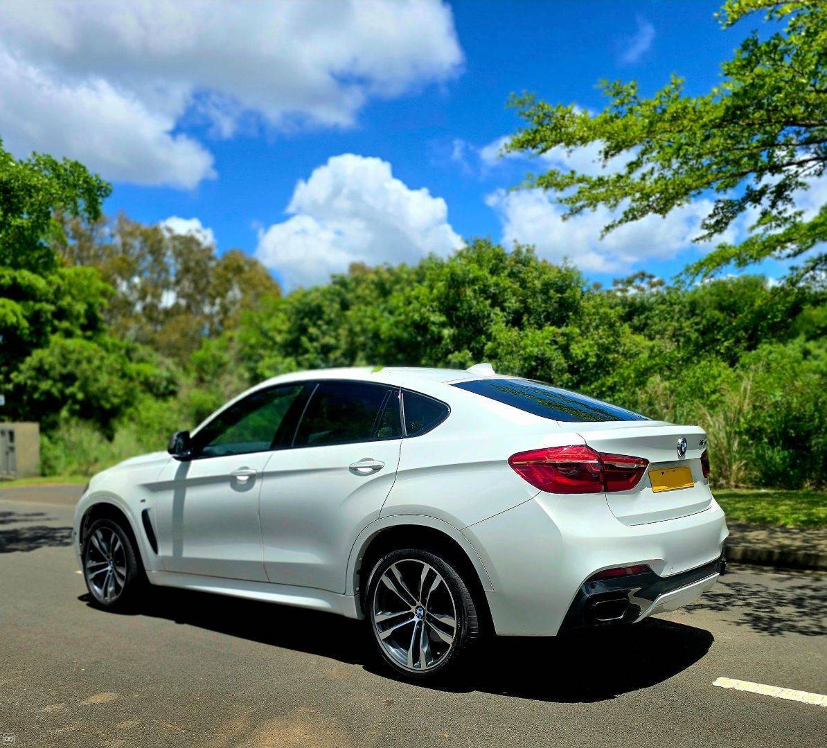 BMW X6 X-DRIVE M50D M-SPORT Package -2017-2